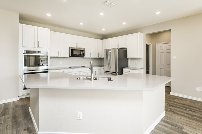 2,940/Mo, 6313 Waterhill Ln Fort Worth, TX 76179 Kitchen View