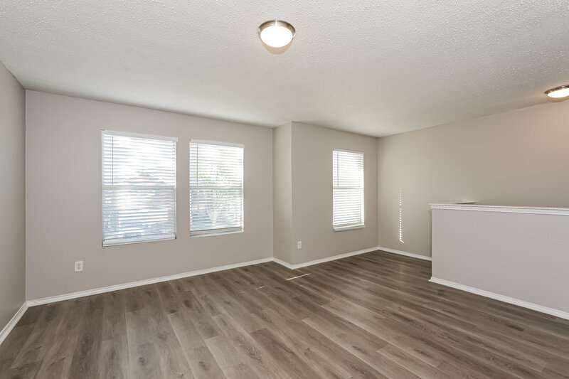 1,975/Mo, 532 Hertford St Crowley, TX 76036 Loft View