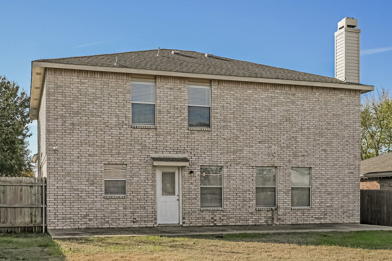1,975/Mo, 532 Hertford St Crowley, TX 76036 Rear View