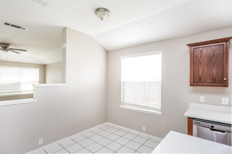 2,505/Mo, 1908 Berkeley Dr Glenn Heights, TX 75154 Dining Room View