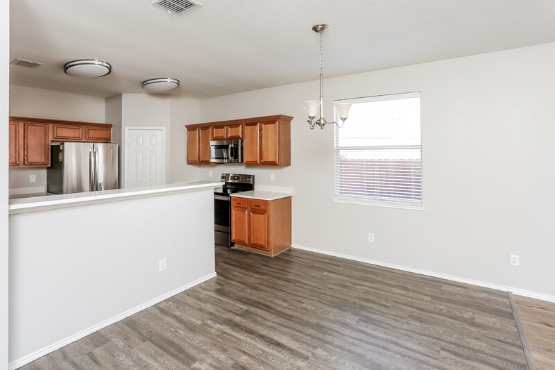 2,375/Mo, 2907 Hobble Ct Grand Prairie, TX 75052 Dining Room View