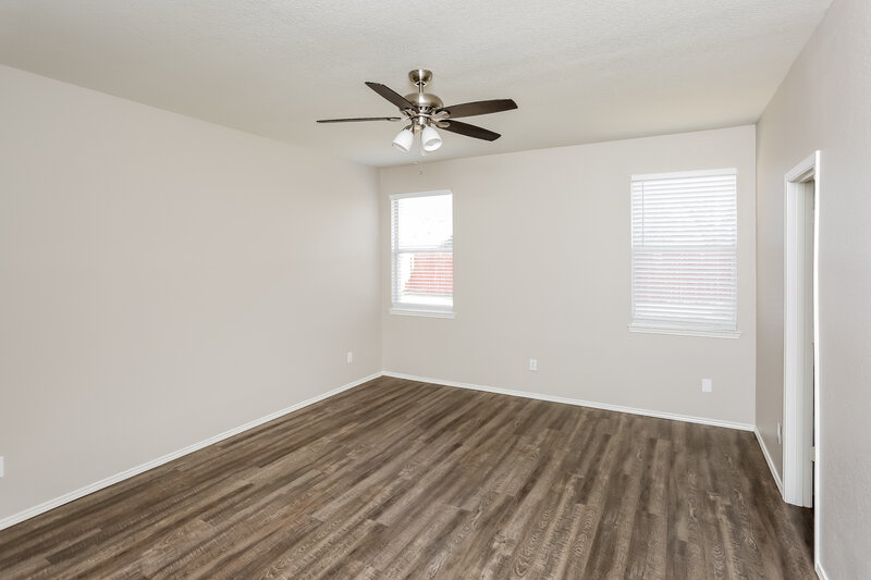 2,375/Mo, 2907 Hobble Ct Grand Prairie, TX 75052 Main Bedroom View
