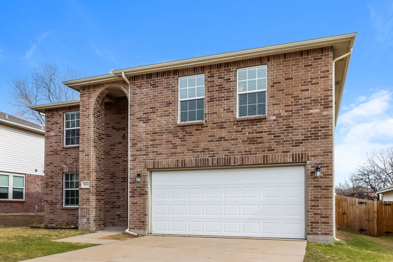 2,450/Mo, 5515 Green Ivy Rd Denton, TX 76210 External View