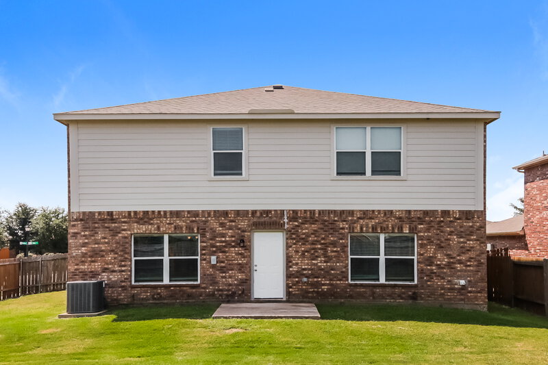 2,260/Mo, 217 Mill Rd Anna, TX 75409 Rear View