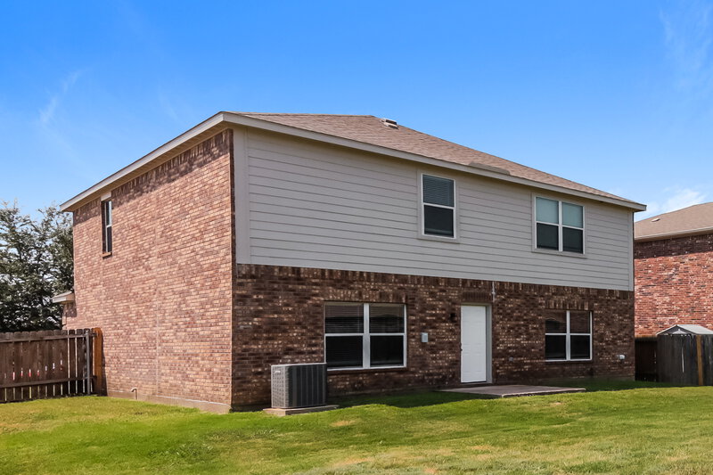 2,260/Mo, 217 Mill Rd Anna, TX 75409 Rear View 2