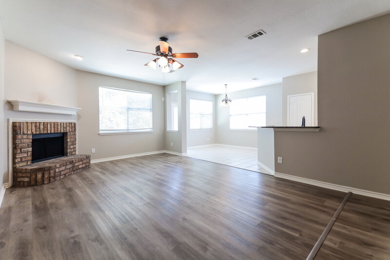 2,355/Mo, 1124 Golden Eagle Ct Aubrey, TX 76227 Living Room View 2