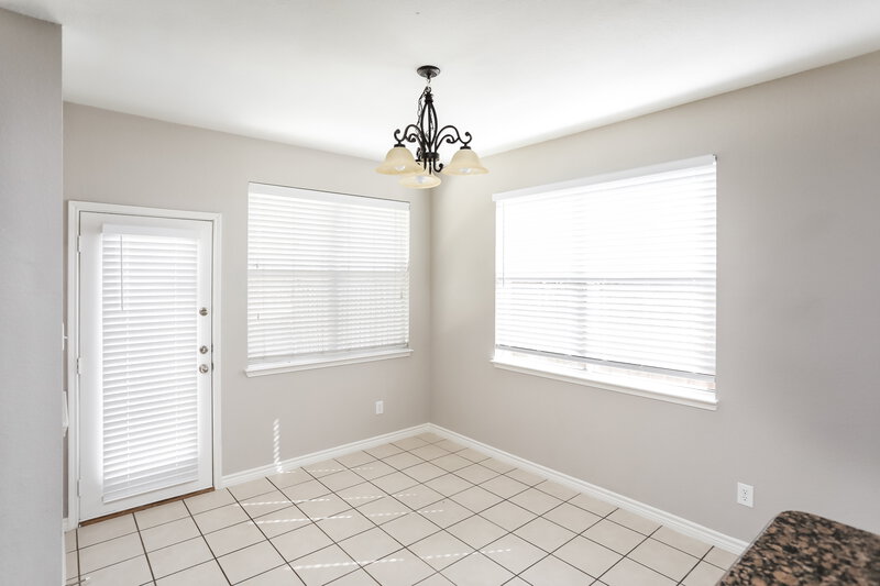 2,940/Mo, 1124 Golden Eagle Ct Aubrey, TX 76227 Breakfast Nook View