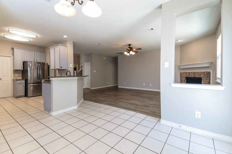 2,355/Mo, 1124 Golden Eagle Ct Aubrey, TX 76227 Dining Room View 2