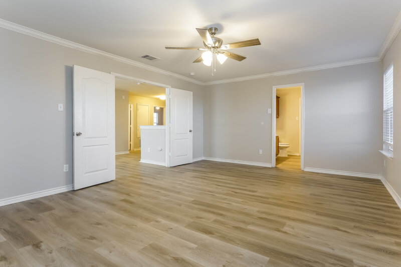 2,590/Mo, 1326 Burleson St Cedar Hill, TX 75104 Main Bedroom View 2
