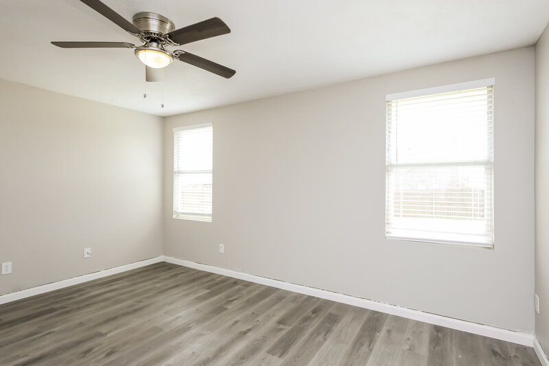 2,220/Mo, 3905 Thoroughbred Trail Fort Worth, TX 76123 Main Bedroom View 3