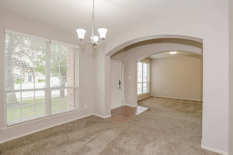 2,955/Mo, 2504 Frontier Dr Grand Prairie, TX 75052 Dining Room View