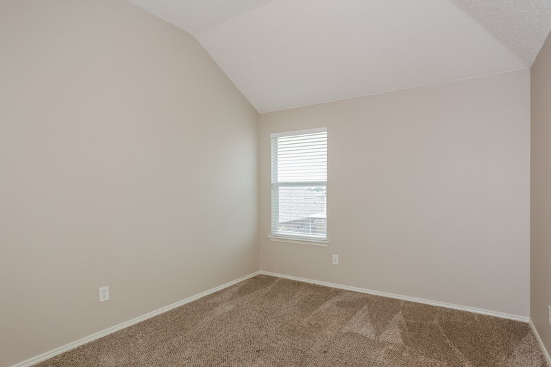 2,955/Mo, 2504 Frontier Dr Grand Prairie, TX 75052 Bedroom View 2