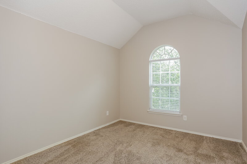 2,955/Mo, 2504 Frontier Dr Grand Prairie, TX 75052 Bedroom View 3