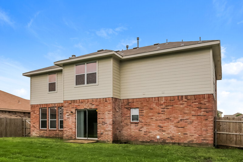 2,955/Mo, 2504 Frontier Dr Grand Prairie, TX 75052 Rear View