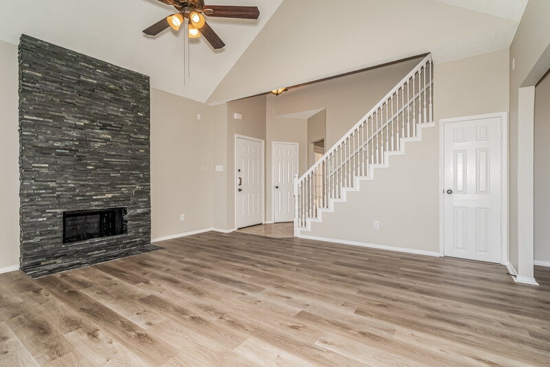 2,645/Mo, 536 Timber Way Dr Lewisville, TX 75067 Living Room View 2