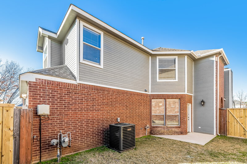 2,645/Mo, 536 Timber Way Dr Lewisville, TX 75067 Side View