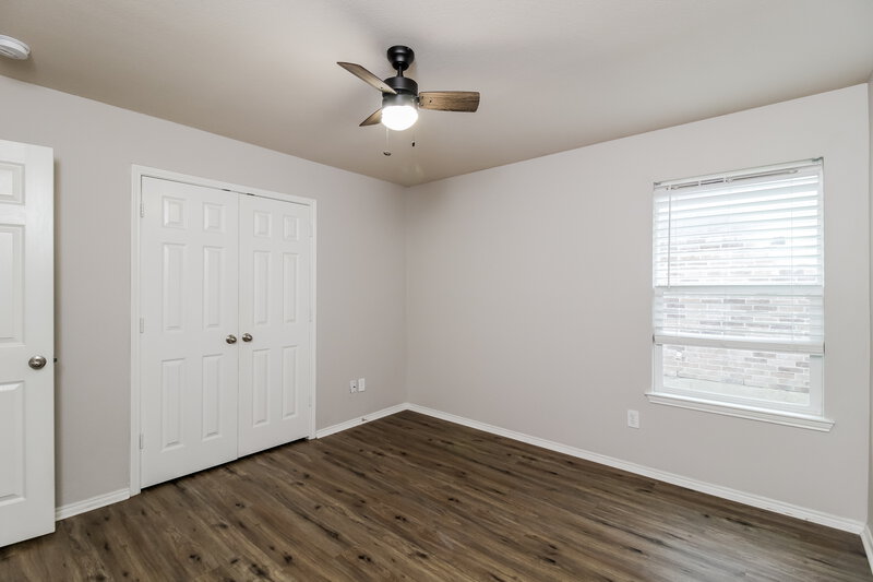 1,565/Mo, 1844 Thorntree Ln Justin, TX 76247 Bedroom View 2