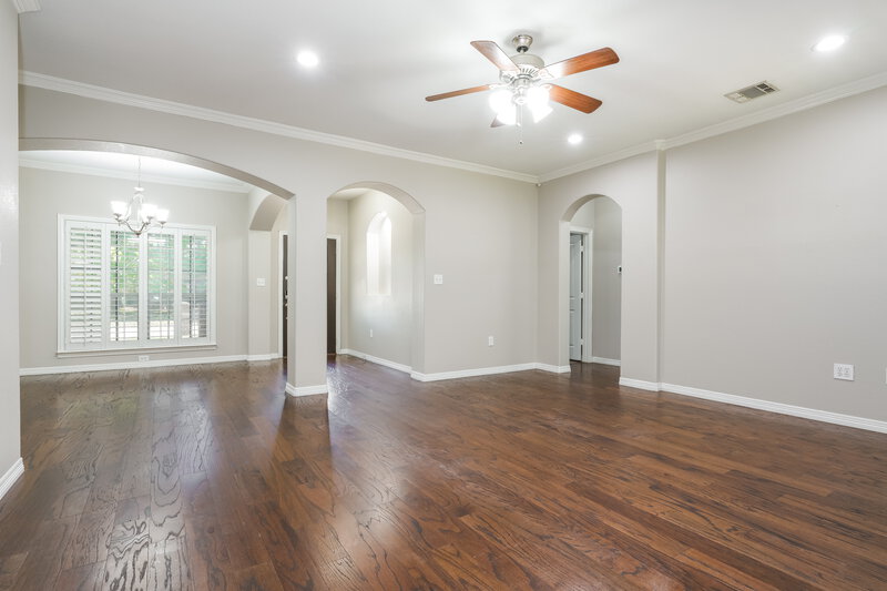 2,345/Mo, 102 Cottonwood Trl Red Oak, TX 75154 Living Room View