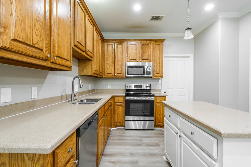 2,345/Mo, 102 Cottonwood Trl Red Oak, TX 75154 Kitchen View
