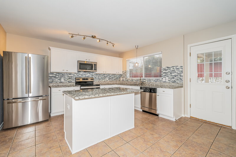 2,915/Mo, 1808 Duck Cove Dr Aubrey, TX 76227 Kitchen View