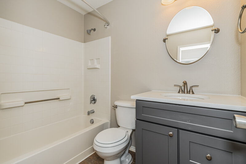 2,915/Mo, 1808 Duck Cove Dr Aubrey, TX 76227 Bathroom View