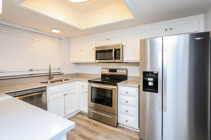 2,155/Mo, 7537 Meadowlark Ln N Watauga, TX 76148 Kitchen View