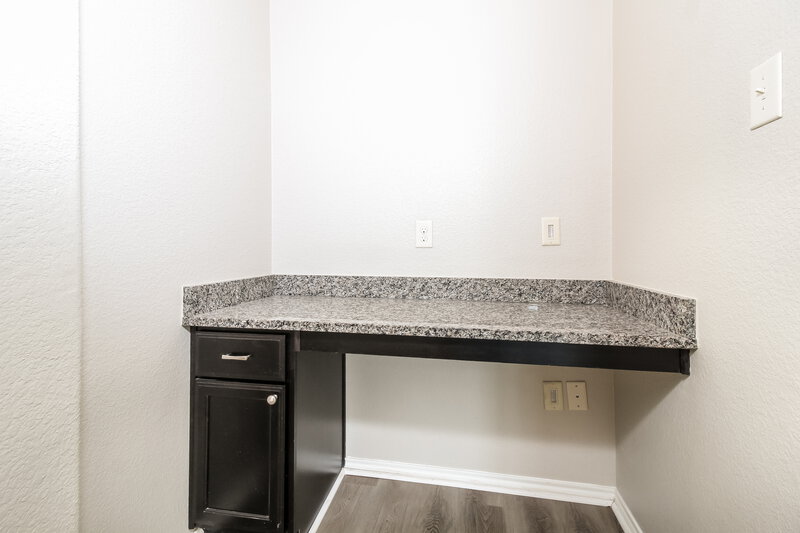 2,760/Mo, 1701 Lake Pine Dr Little Elm, TX 75068 Kitchen View 4