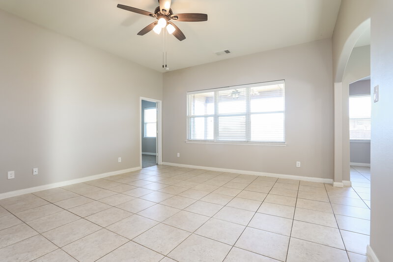 1,935/Mo, 13041 Tobin Dr Crowley, TX 76036 Living Room View
