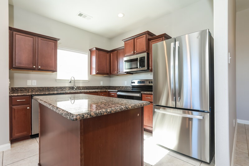 1,935/Mo, 13041 Tobin Dr Crowley, TX 76036 Kitchen View