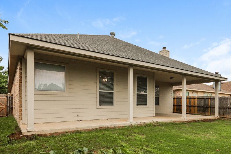 2,125/Mo, 833 Bens Dr Anna, TX 75409 Rear View