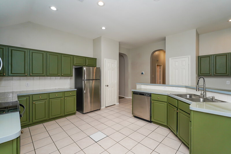 2,180/Mo, 4617 Seneca Dr Fort Worth, TX 76137 Kitchen View