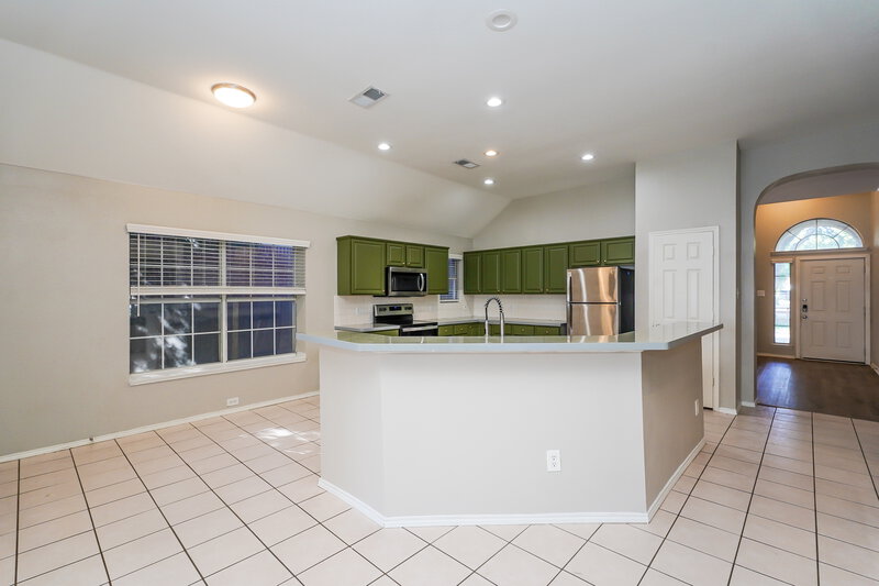 2,180/Mo, 4617 Seneca Dr Fort Worth, TX 76137 Kitchen View 3