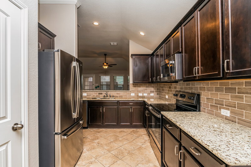 2,050/Mo, 413 Brahma St Aubrey, TX 76227 Kitchen View