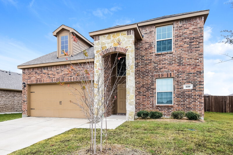 2,425/Mo, 220 Cyrus St Anna, TX 75409 Front View