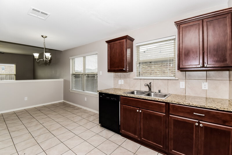 2,425/Mo, 220 Cyrus St Anna, TX 75409 Kitchen View 2