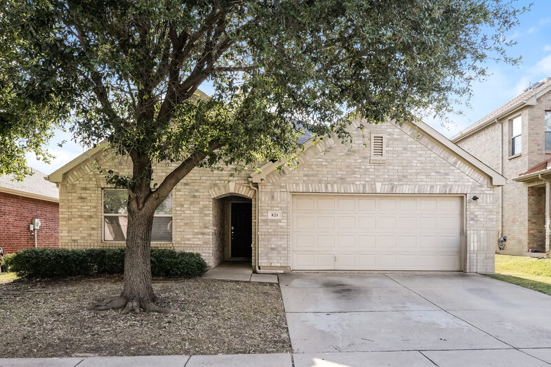 2,395/Mo, 821 Bee Creek Ln Fort Worth, TX 76120 External View