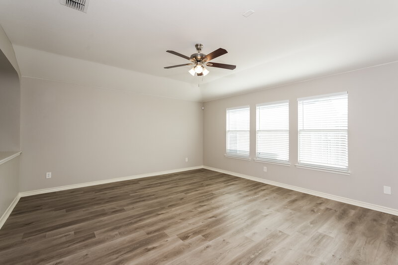 2,395/Mo, 821 Bee Creek Ln Fort Worth, TX 76120 Living Room View