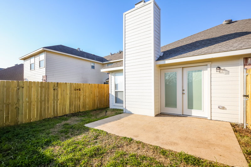 2,410/Mo, 7116 Indiana Ave Fort Worth, TX 76137 Rear View