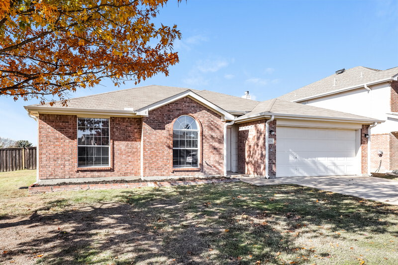 2,090/Mo, 123 Palomino Ln Krum, TX 76249 Front View