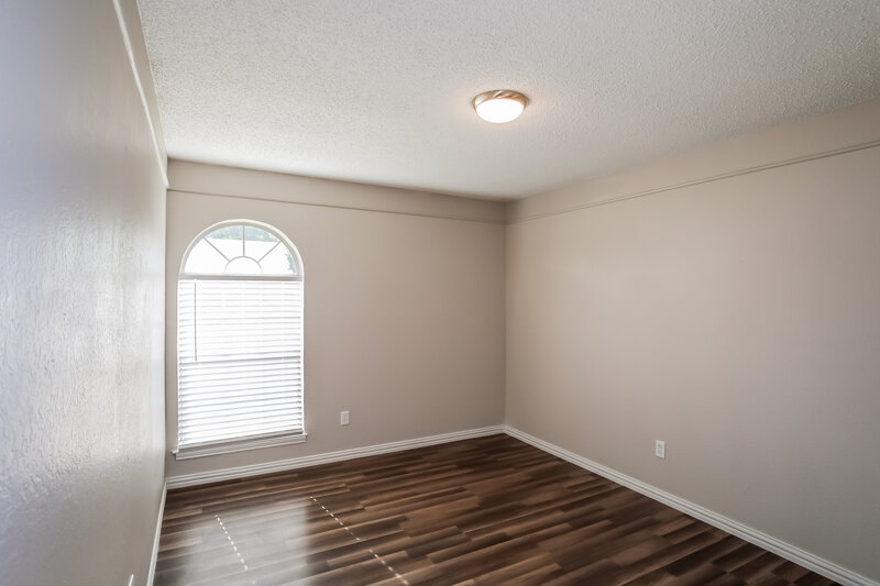 2,205/Mo, 6416 Kelly Elliott Rd Arlington, TX 76001 Bedroom View 2