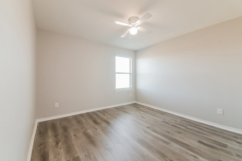 2,515/Mo, 1007 Emerald Dr Princeton, TX 75407 Bedroom View 4