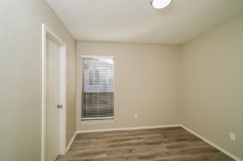 2,280/Mo, 2516 Echo Point Dr Fort Worth, TX 76123 Bedroom View 2
