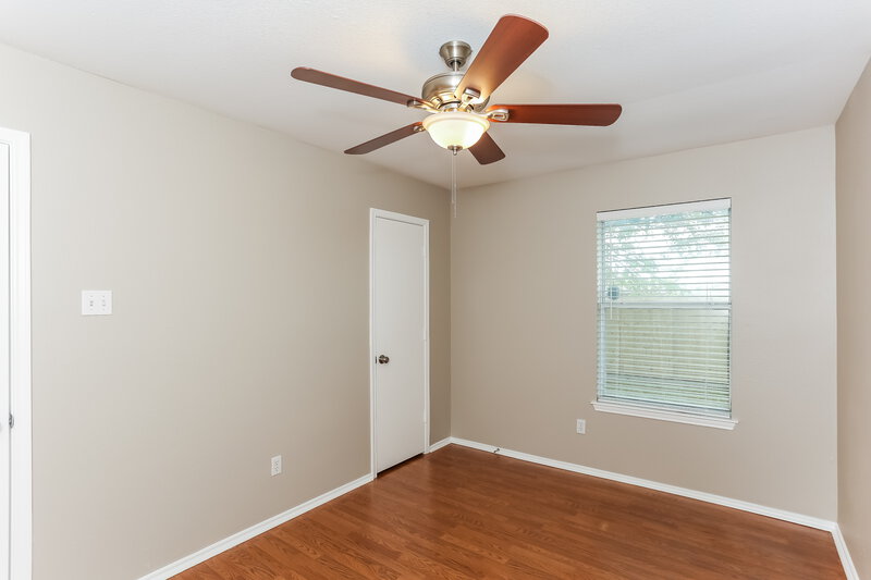 2,160/Mo, 1225 Misty Dr Midlothian, TX 76065 Bedroom View