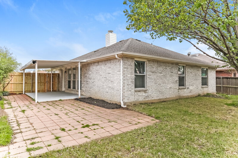 2,160/Mo, 1225 Misty Dr Midlothian, TX 76065 Rear View