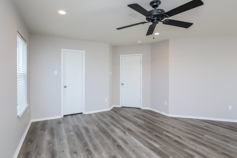 2,552/Mo, 4000 Cane River Rd Fort Worth, TX 76244 Main Bedroom View 2