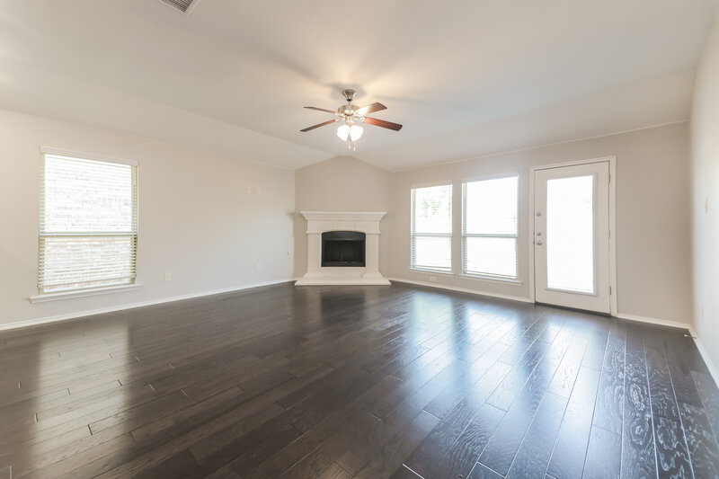 2,395/Mo, 3507 Founders Way Melissa, TX 75454 Living Room View