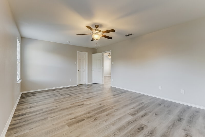 2,730/Mo, 416 Payne St Cedar Hill, TX 75104 Main Bedroom View 2