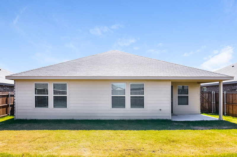 2,535/Mo, 917 Basswood Ln Royse City, TX 75189 Rear View