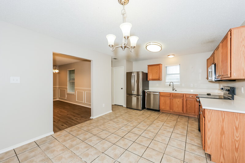 2,490/Mo, 713 Gull Cir Saginaw, TX 76131 Kitchen View 2