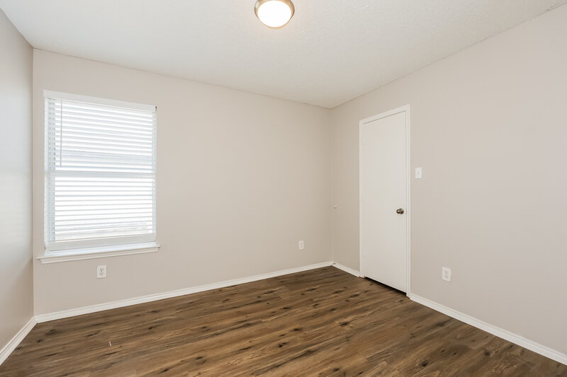 2,490/Mo, 713 Gull Cir Saginaw, TX 76131 Bedroom View 2